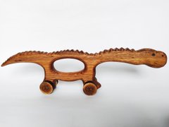 Дерев'яна іграшка на колесах "Динозавр Диплодок" з Юрського періоду