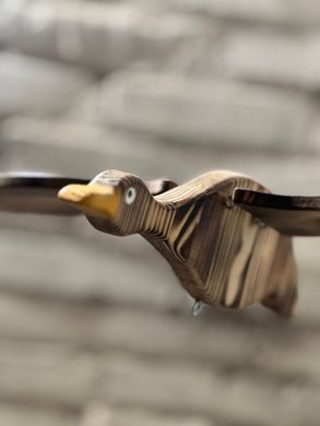 Дерев'яна пташка Качка в польоті  рухомий підвіс-антистрес